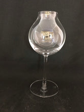 Laden Sie das Bild in den Galerie-Viewer, 1920's Professional Blender's Glass