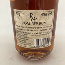 Laden Sie das Bild in den Galerie-Viewer, Rum Artesanal Ron de Republica Dominicana, 40%Vol., Dominikanische Republik, 0,5l