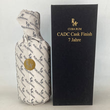 Laden Sie das Bild in den Galerie-Viewer, Rum Artesanal Cuba CADC Cask Finish 7 Jahre, 59,6%vol., Cuba, 0,5l