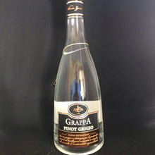 Laden Sie das Bild in den Galerie-Viewer, Zanin Grappa Pinot Grigio, 40%Vol. Italien, 0,7l