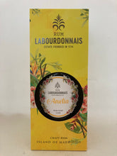 Laden Sie das Bild in den Galerie-Viewer, Labourdonnais Amelia Ruby Port Cask (Rum-Basis), 40%Vol., Mauritius, 0,7l