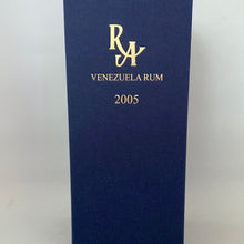 Laden Sie das Bild in den Galerie-Viewer, Rum Artesanal Venezuela CADC 2005-2022, 57,8%Vol., Venezuela, 0,5l

