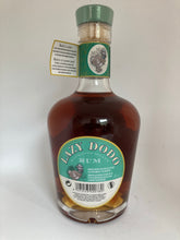 Laden Sie das Bild in den Galerie-Viewer, Lazy Dodo Single Estate Rum Geschenktube, 40%Vol., Mauritius, 0,7l
