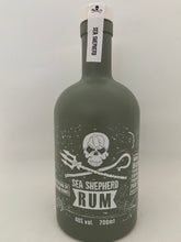 Laden Sie das Bild in den Galerie-Viewer, Sea Shepherd Rum, 40%Vol., Karibik, 0,7l
